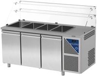 Saladette med 2 glasshyller