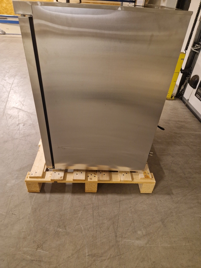 Underbenk display kjøleskap - SK 145 GDE