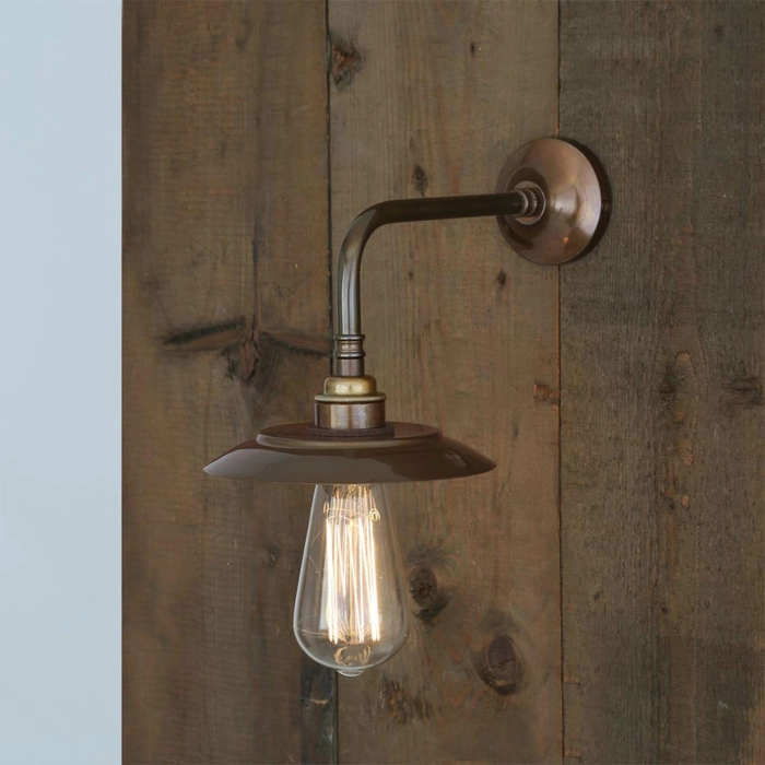 Reznor vegglampe