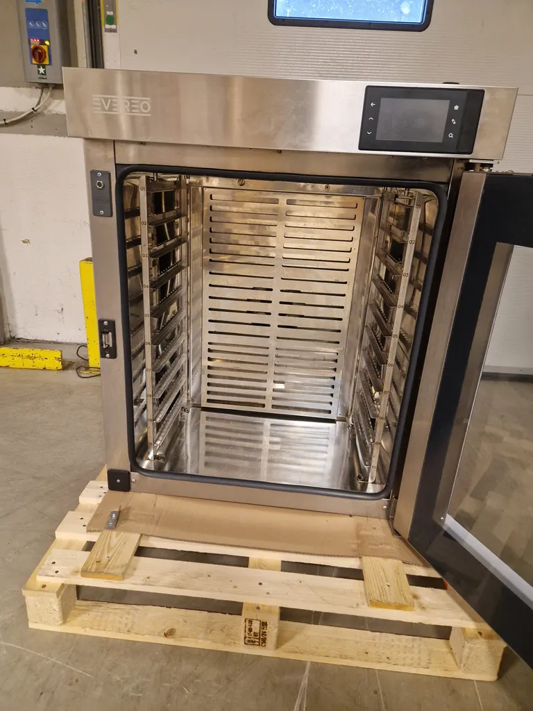 Evereo 600 varmeskap 10 GN - høyrehengslet