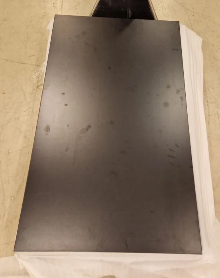 Laminat bordplate 1200x700, sort