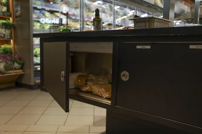 Foodtech salatbar 14 GN med glassoverbygg