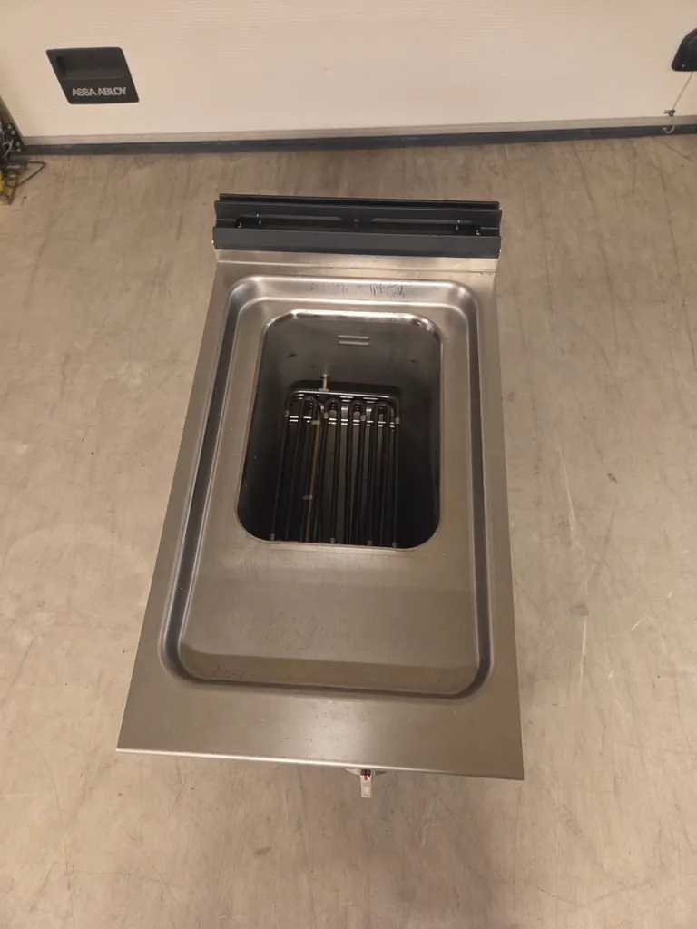 Icon7000 frityr 15L med understell - brukt