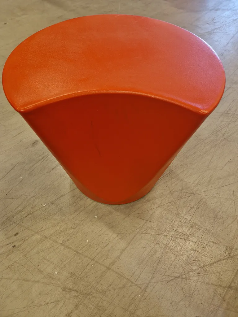 Apple puff, coral red