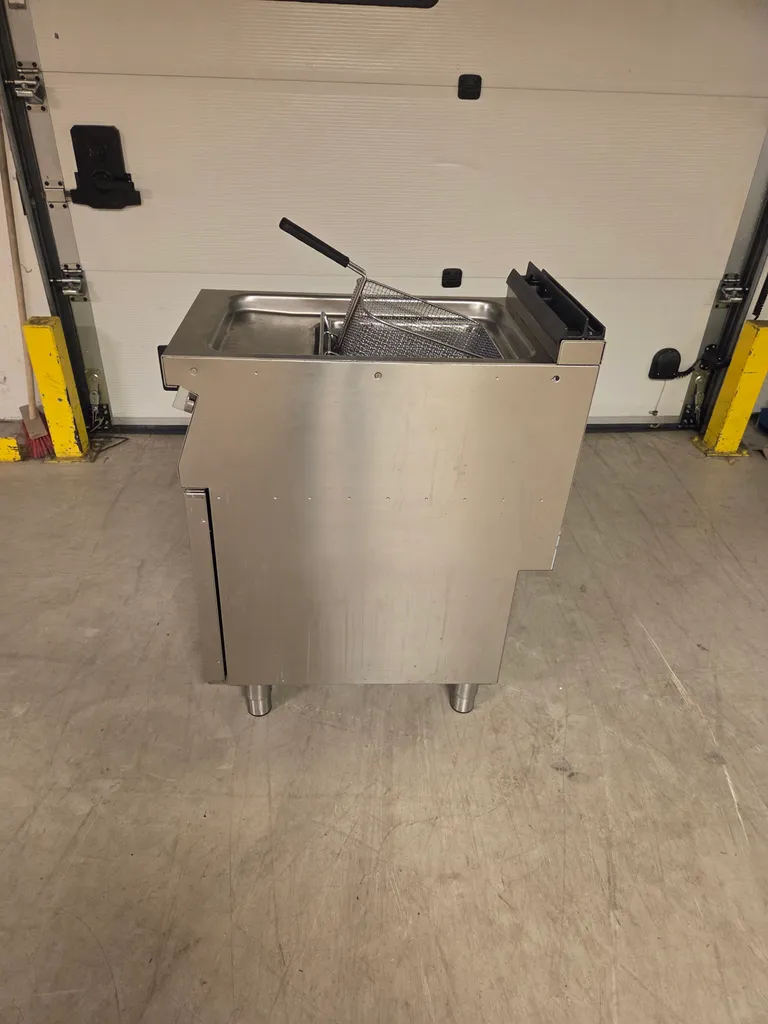 Icon7000 frityr 15L med understell - brukt